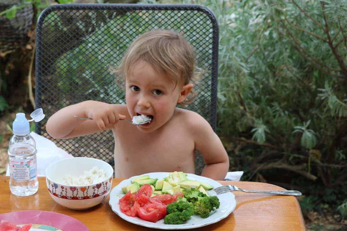 Jak odżywiać dziecko, aby było zdrowe?