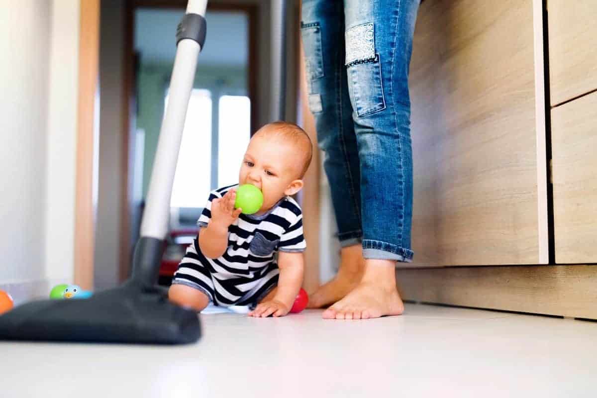 7 najgorszych rzeczy jakie możesz nieświadomie zrobić niemowlęciu 