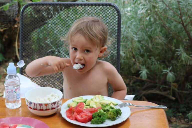 Jak wychować zdrowe dziecko czyli 9 zasad zdrowego odżywiania